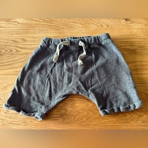 Mini Mioche grey slouchy shorts, size 3/4